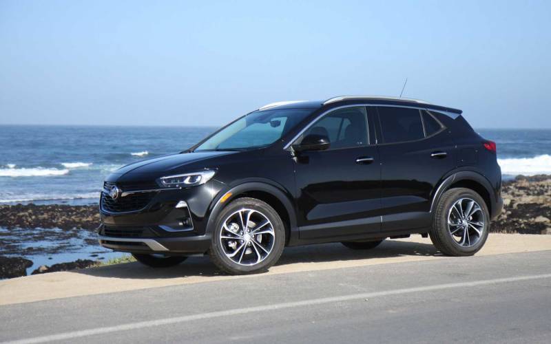 Comparison Buick Encore GX Essence 2021 vs Jeep Compass Limited